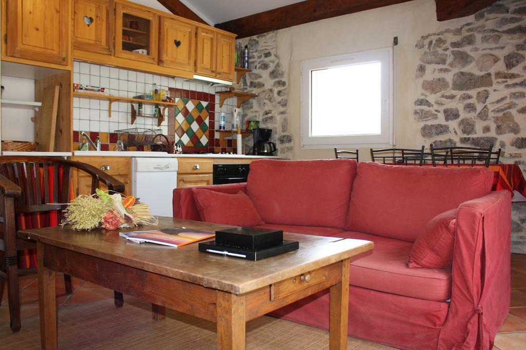 Bed and Breakfast Domaine De "Creva-Tinas" Mailhac Exterior foto